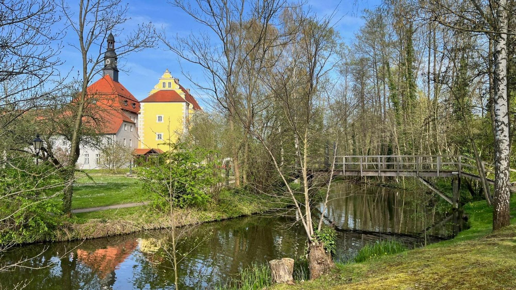 Ferienhaus Im Wald, Am Briesener See Neu Zauche Exterior foto